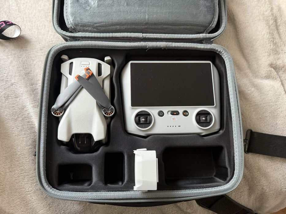 Dron Dji mini 3 + dodatki