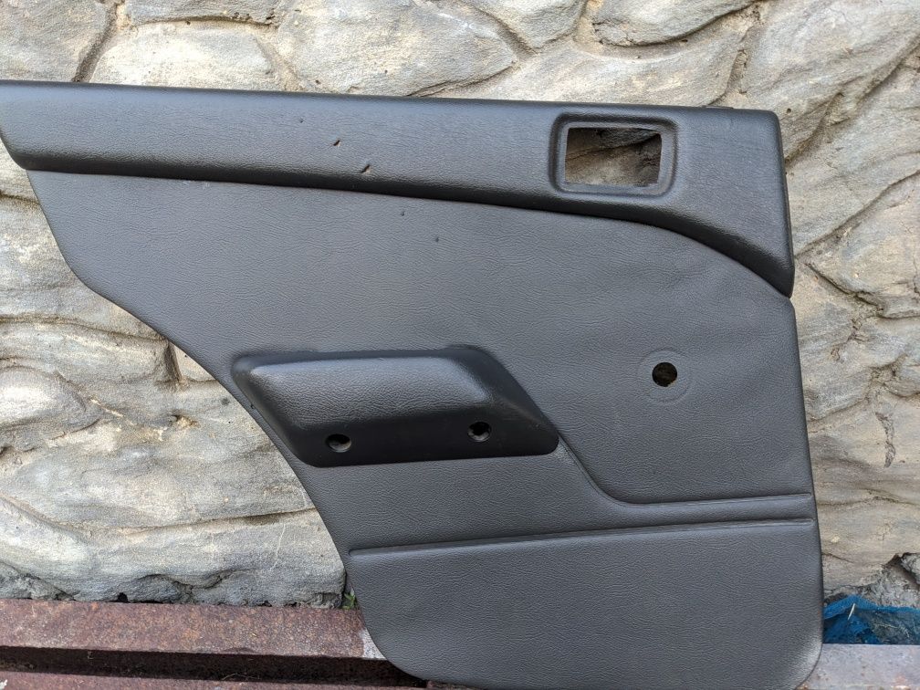 Дверні Карти Mitsubishi Lancer 4 1989 1990 1991 1992 Седан