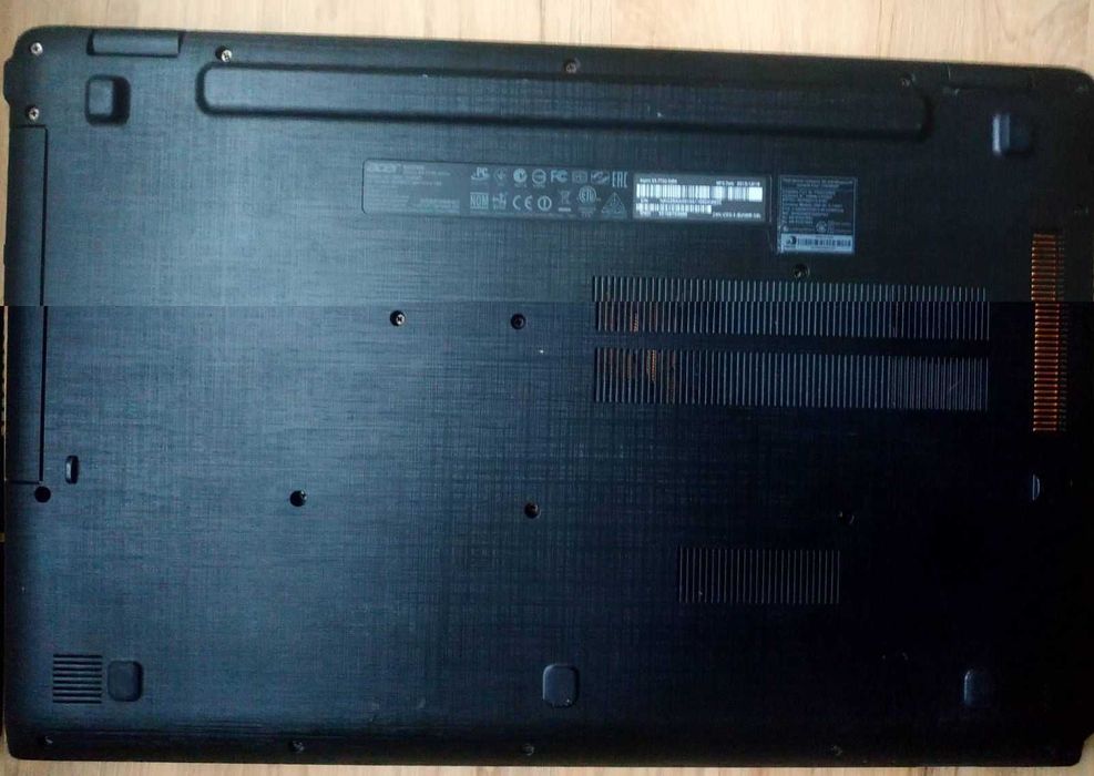 Ноутбук 17 дюймовий ACER i5/ОЗУ 16 Гб/SSD 240 Гб/GeForce GT 940M 2Гб