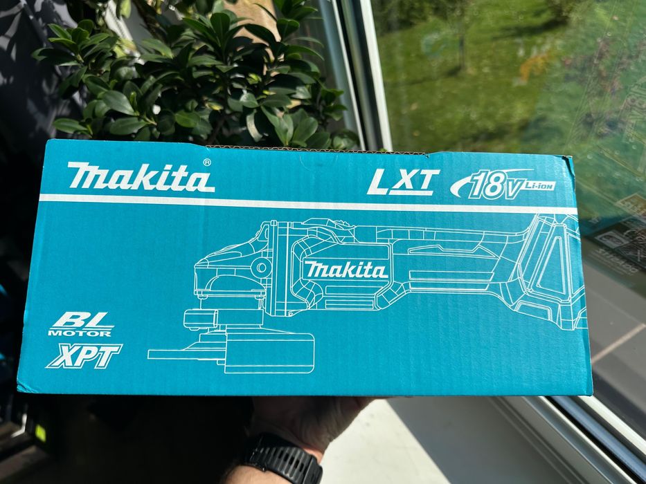 Szlifierka kątowa MAKITA DGA511Z 18V niebieska TOMI-TECH