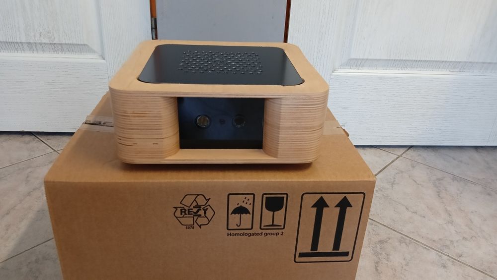 Obudowa Audio DIY Sklejka Drewno Filtr EMI  24x24cm