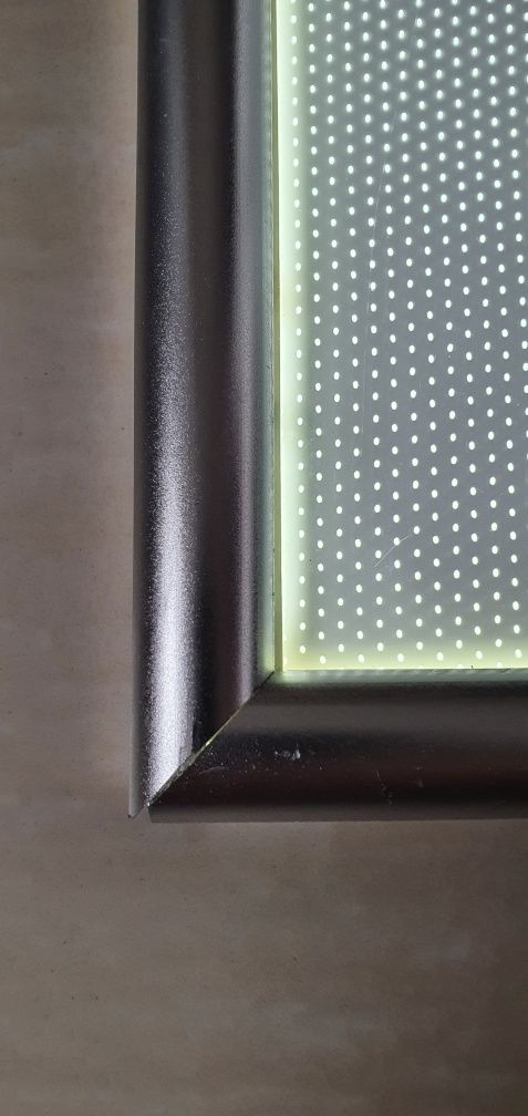 Crystal panel Led