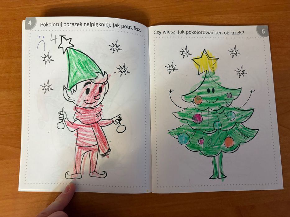 Książeczka i kolorowanki świąteczne dla dzieci