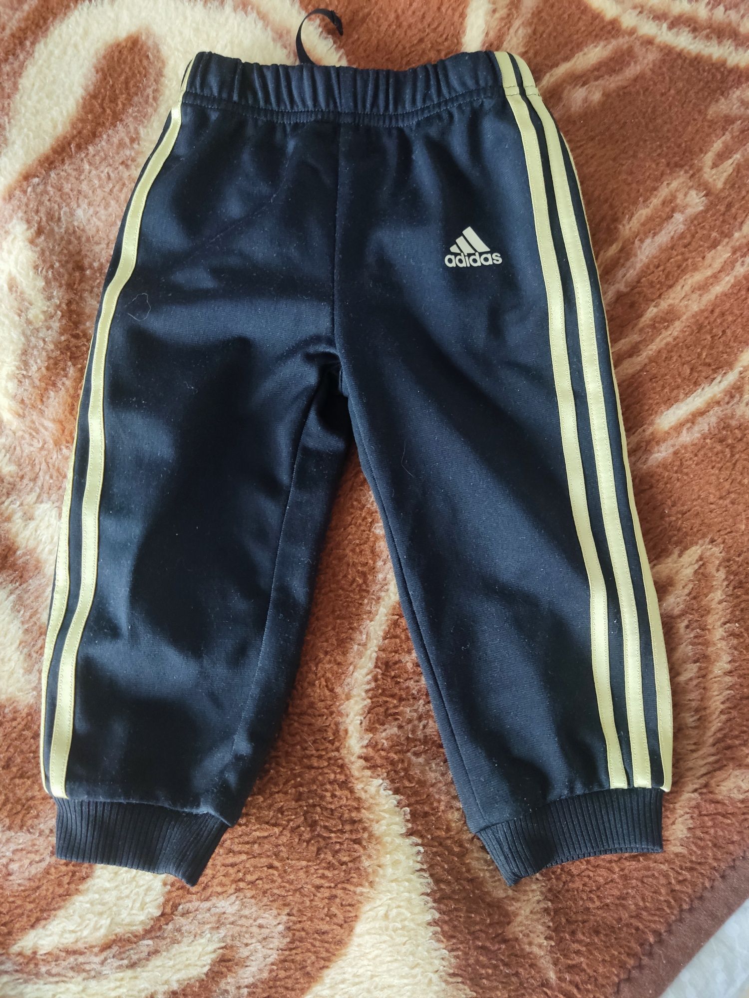 Sprzedam dres adidas 80