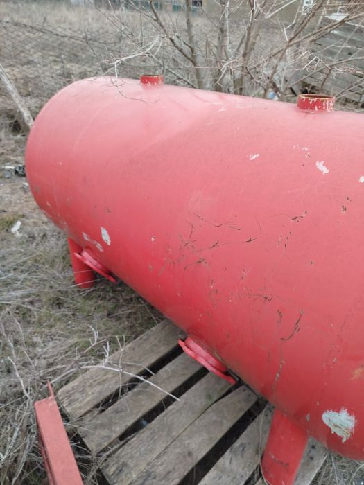 Продам песочная филтростанция.
3)Квасовие бочки