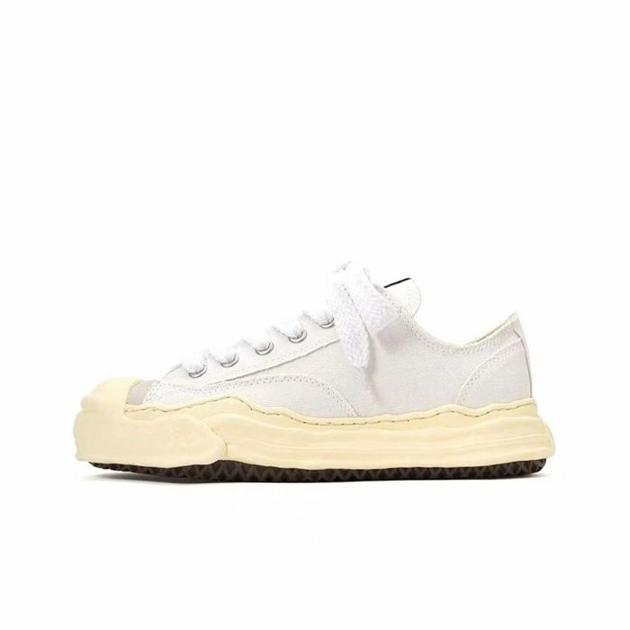 Кросівки maison mihara yasuhiro