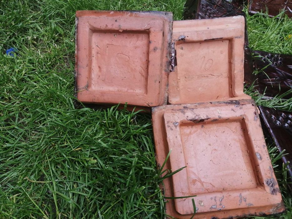 Піч, Груба, кахель, вгнетривка облецьовувальна плитка.