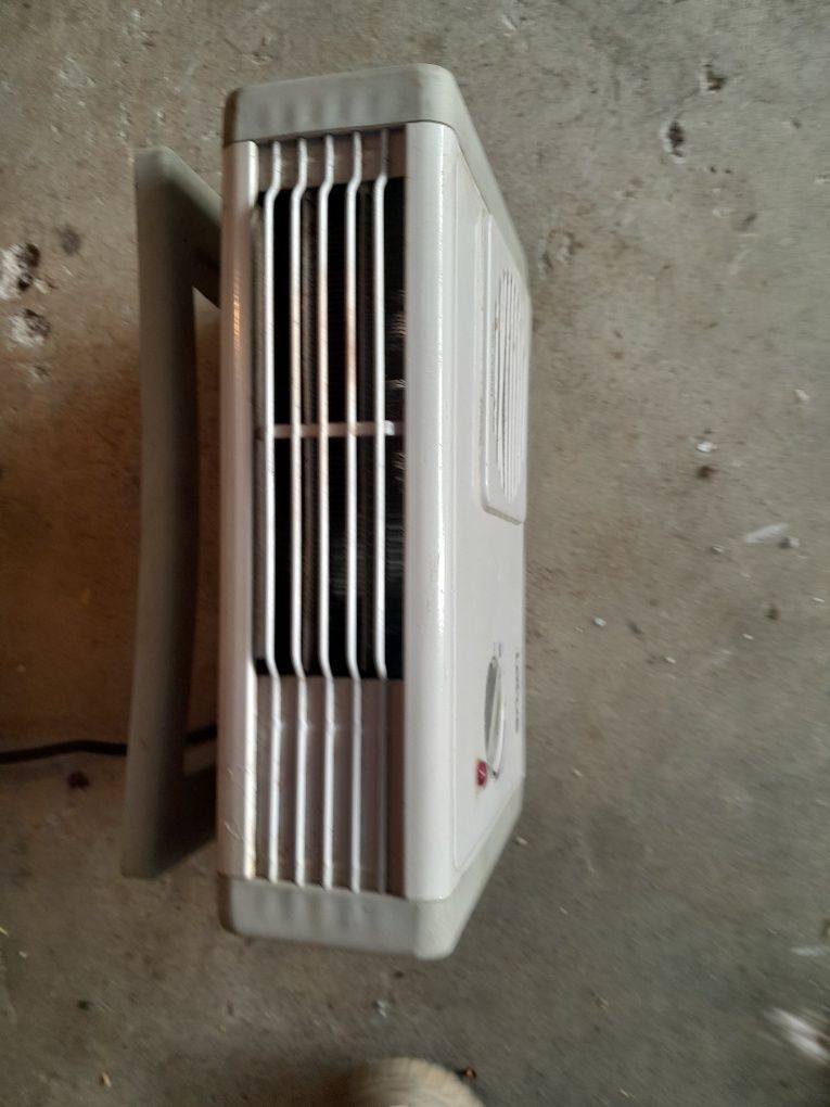 Ventilador usado a funcionar
