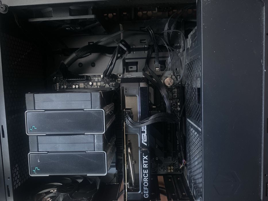 Komputer gamingowy i5 14600KF/RTX 5060 TI 16GB/32GB RAM DDR5/1TB