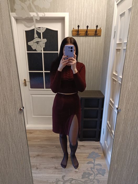 Продам в'язаний костюм