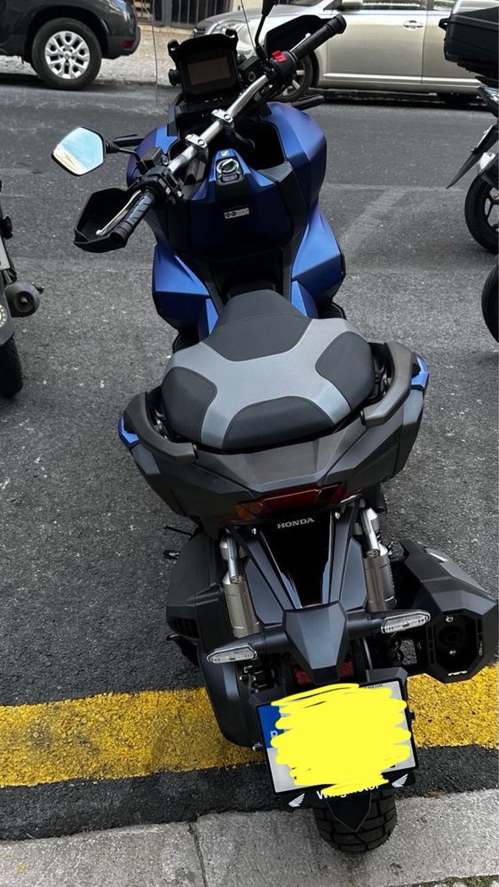 Maxi Scooter Honda ADV 350