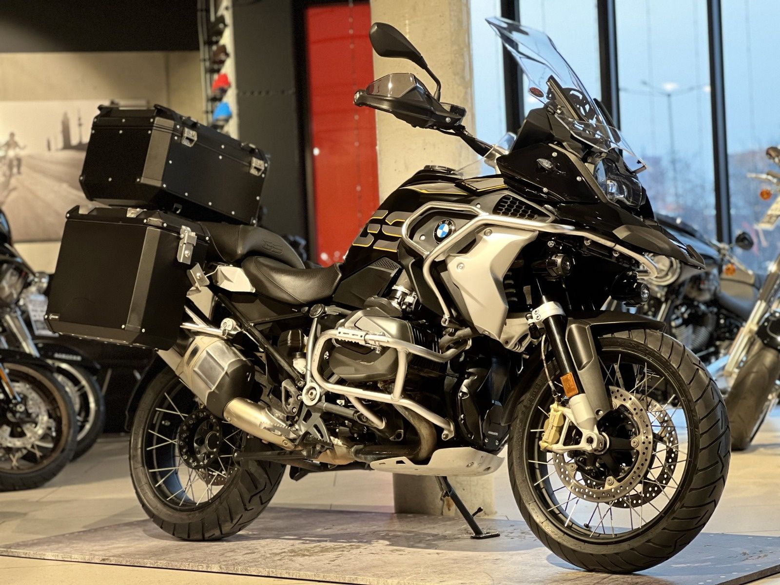 BMW gs 1250 faktura VAT