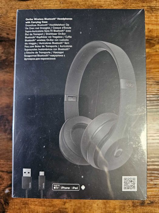 Beats Solo3 Wireless Headphones, Black