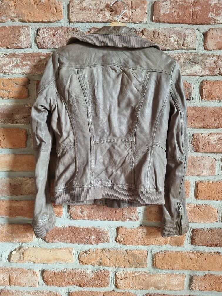Kurtka skórzana * BERSHKA