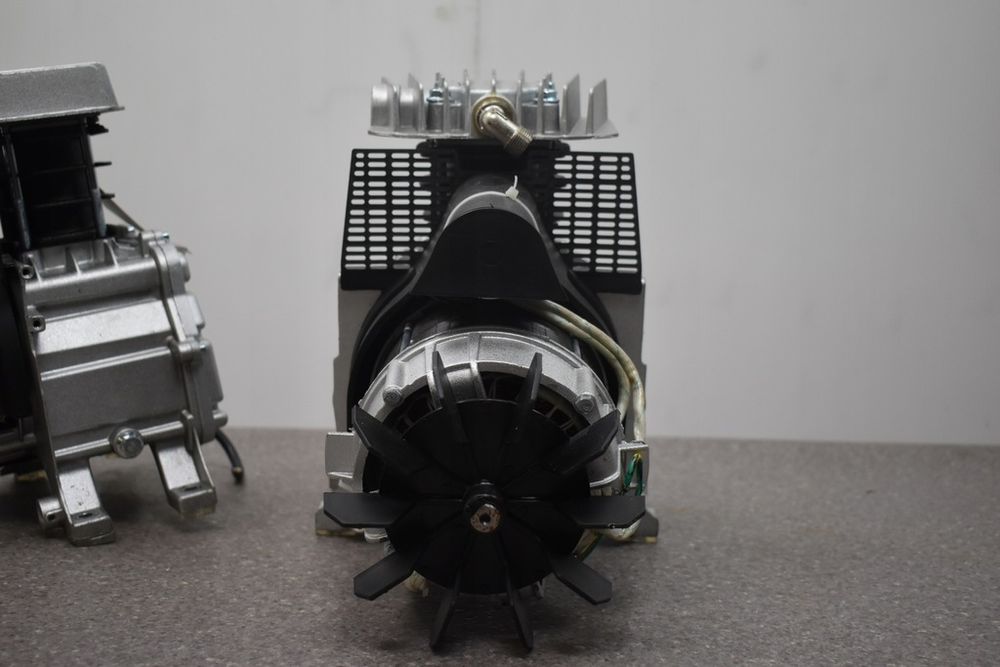 Silnik z kompresorem sprężarka pompa 1800W