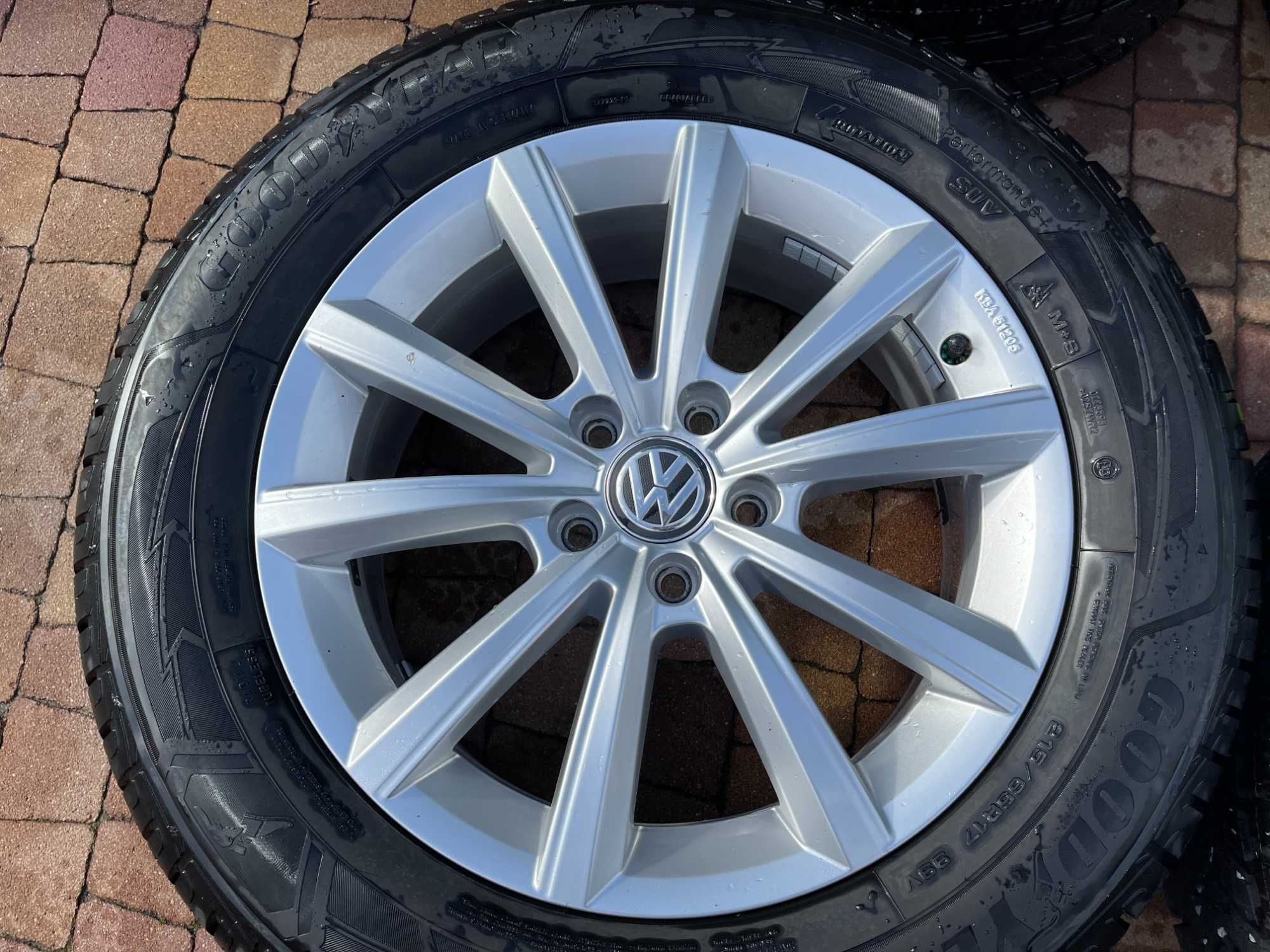 3604. Alufelgi 17" T-roc Tiguan II Passat oryginał 6.5Jx17 ET38 5x112