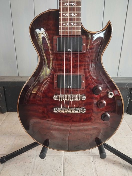 IBANEZ ART 500 Les Paul Style Electric Guitar / Guitarra