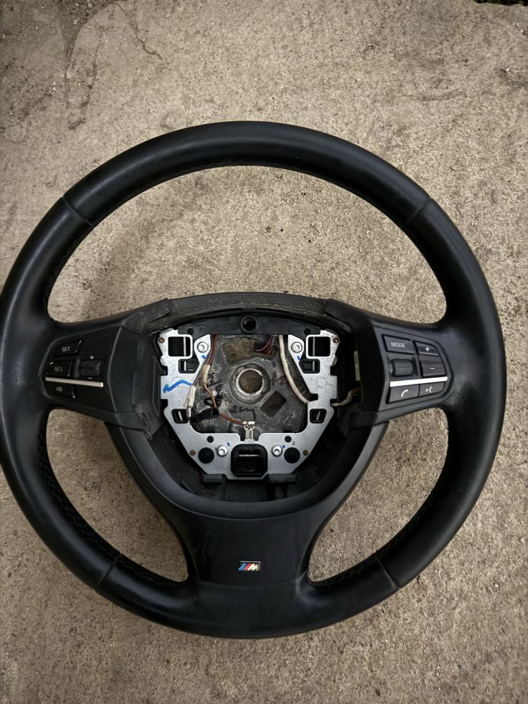 Kierownica bmw f10 m pakiet [kompletna, sprawna]