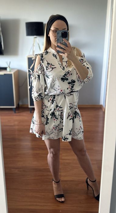 Sukienka oversize kwiaty