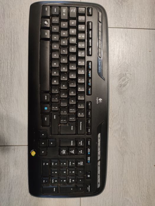 Klawiatura Logitech - brak odbiornika