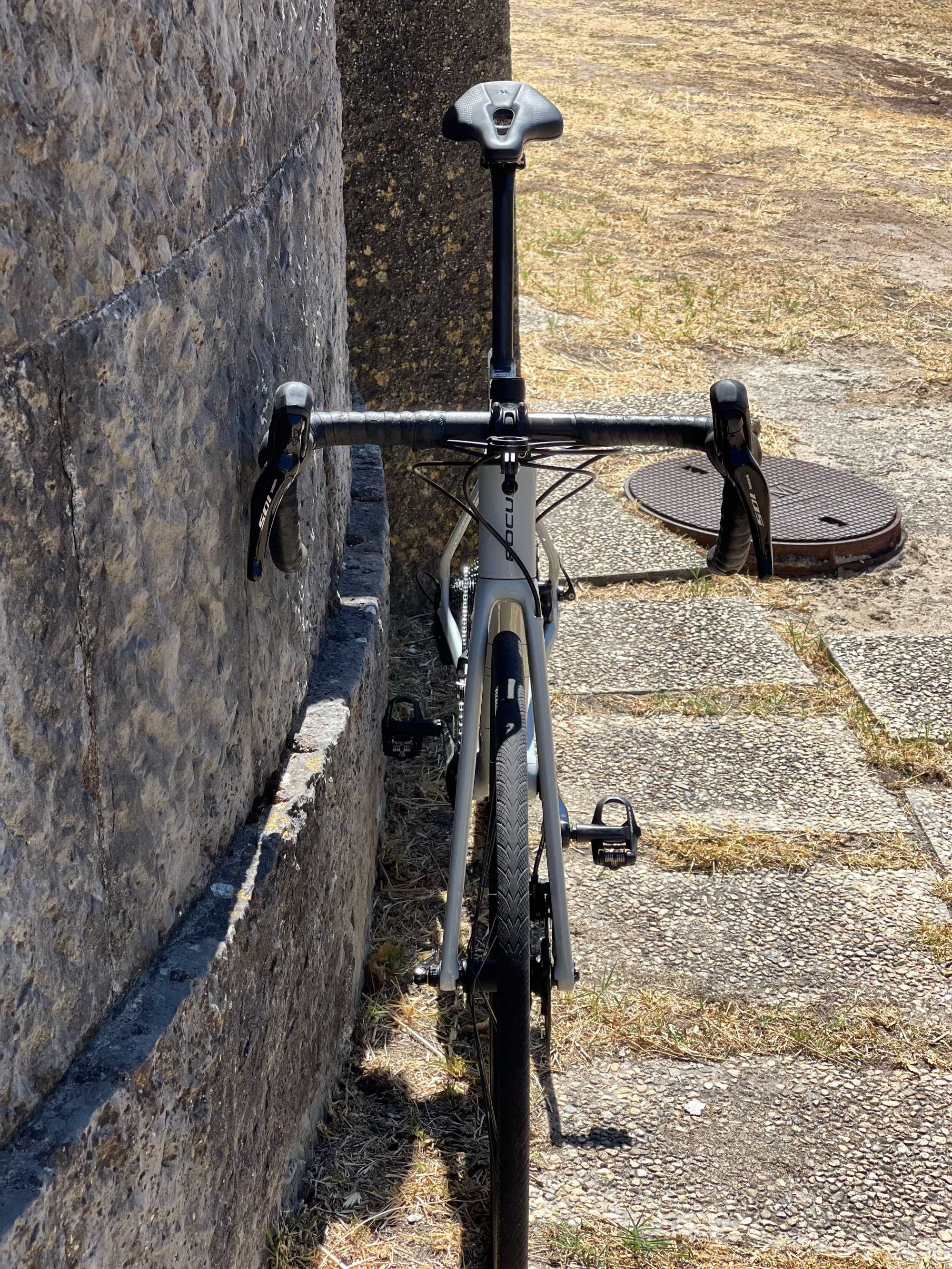 Bicicleta de estrada Focus Izalco Max Disco 8.6 - Como Nova
