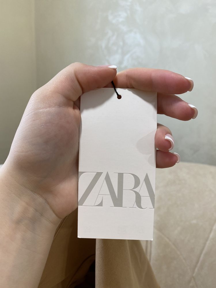 Майка з асиметрією (на одне плече) Zara