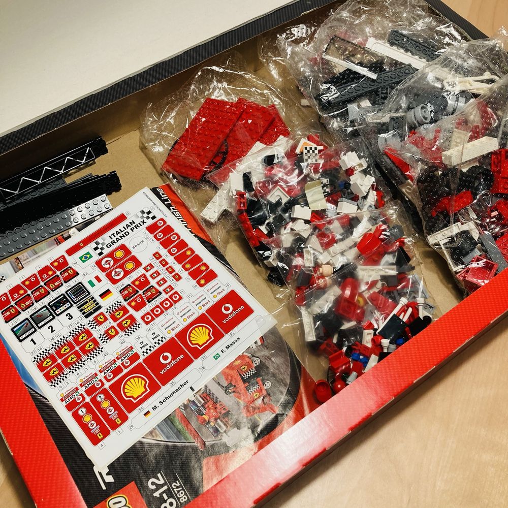 LEGO 8672 Racers Ferrari Finish Line Novo