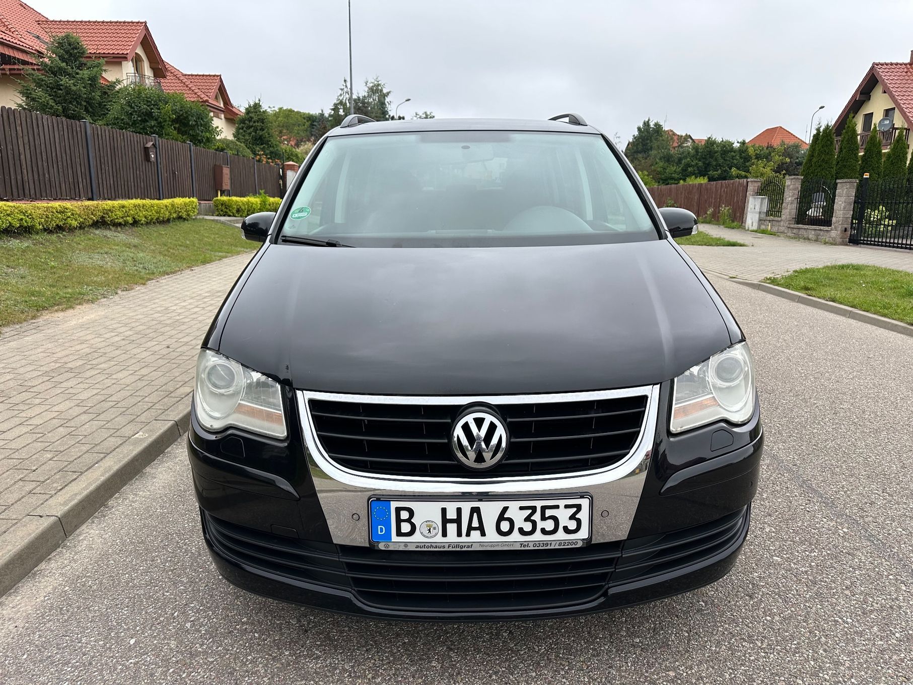 Volkswagen Touran 1.6 MPI/ Lift/ 7 osób/ Climatronic/ Park assist/ z Niemiec