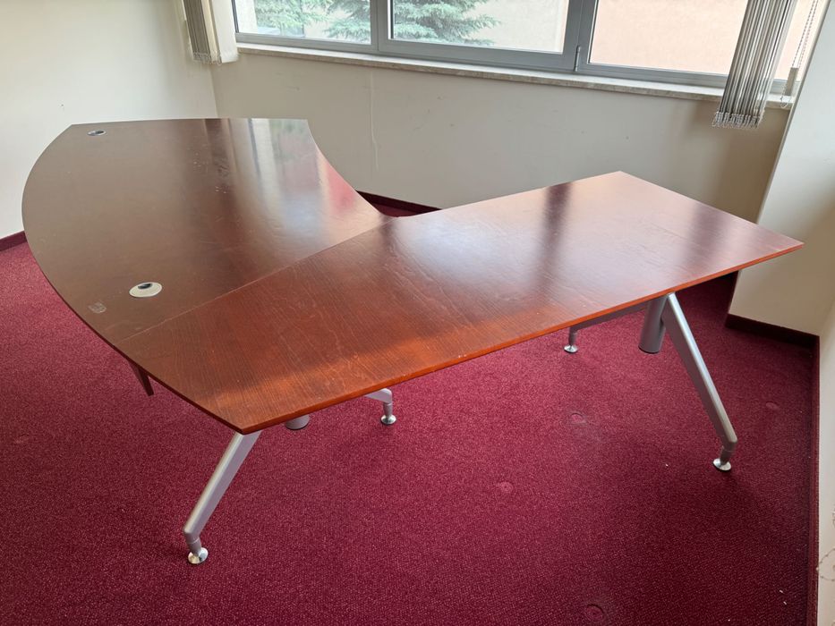 Biur skady uzutkowania brak przedniej blendy  używane