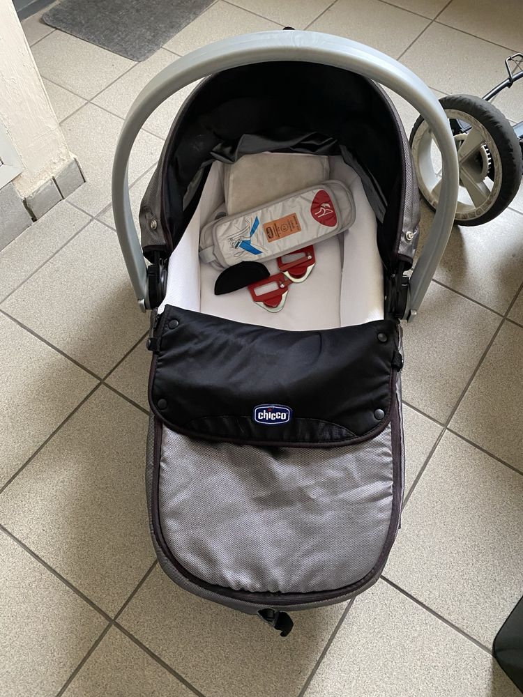 Коляска Chicco  3в1