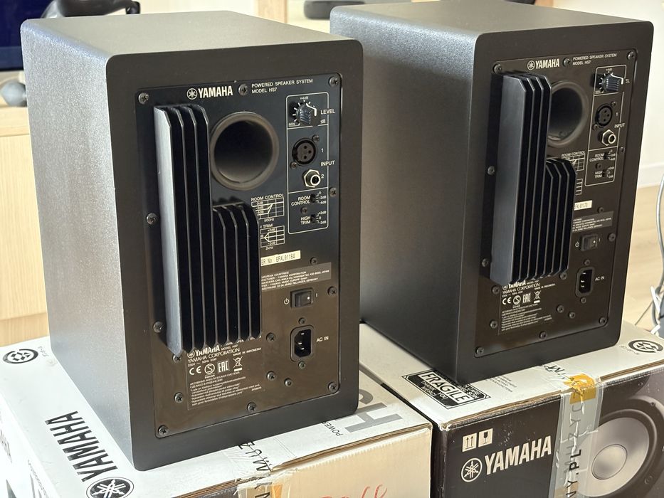Para monitorów studyjnych yamaha HS7