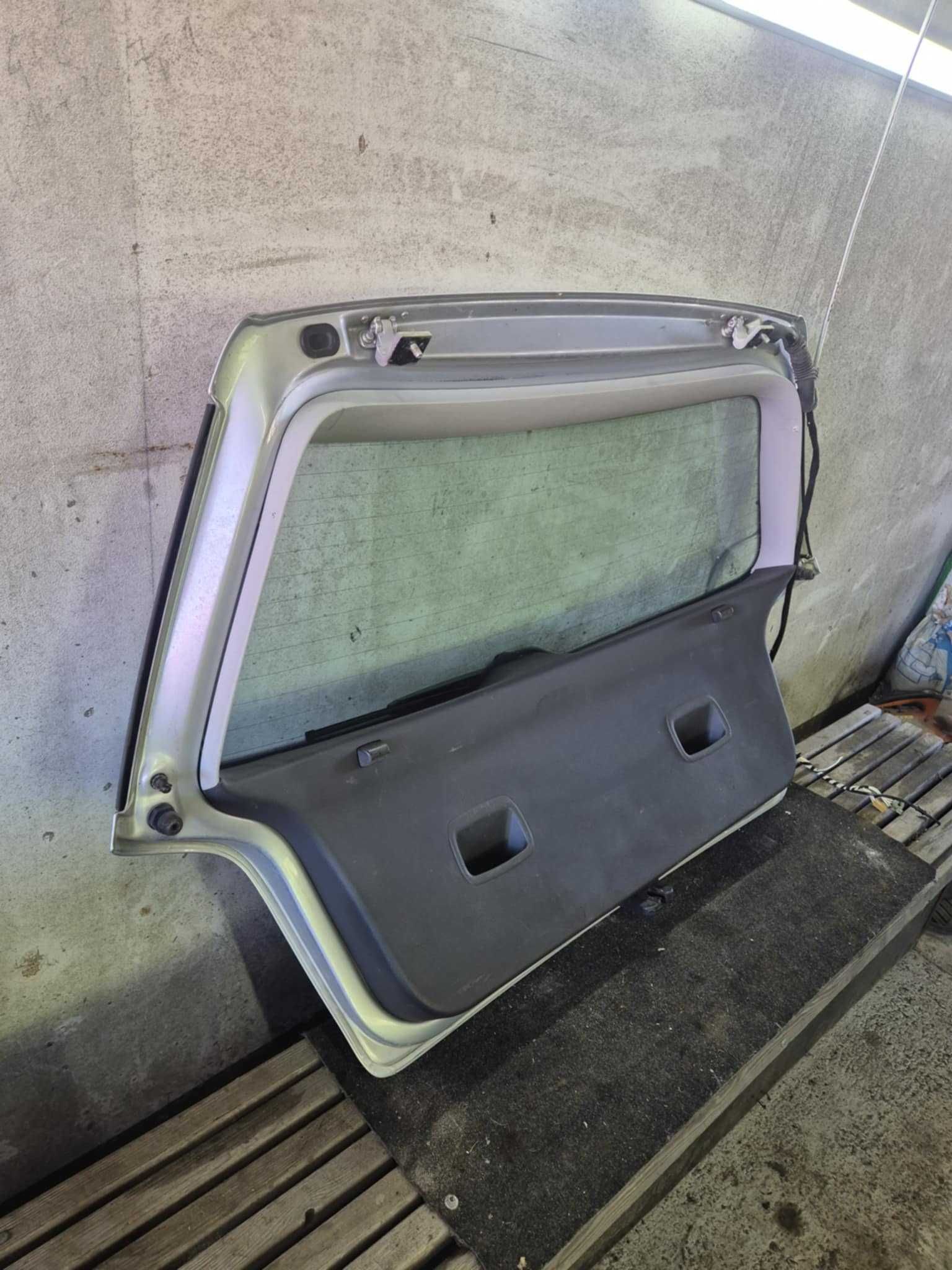 Klapa Bagażnika Tył Tylna VW Polo IV 9N 5D  LA7W LIFT  ZDROWA !!!