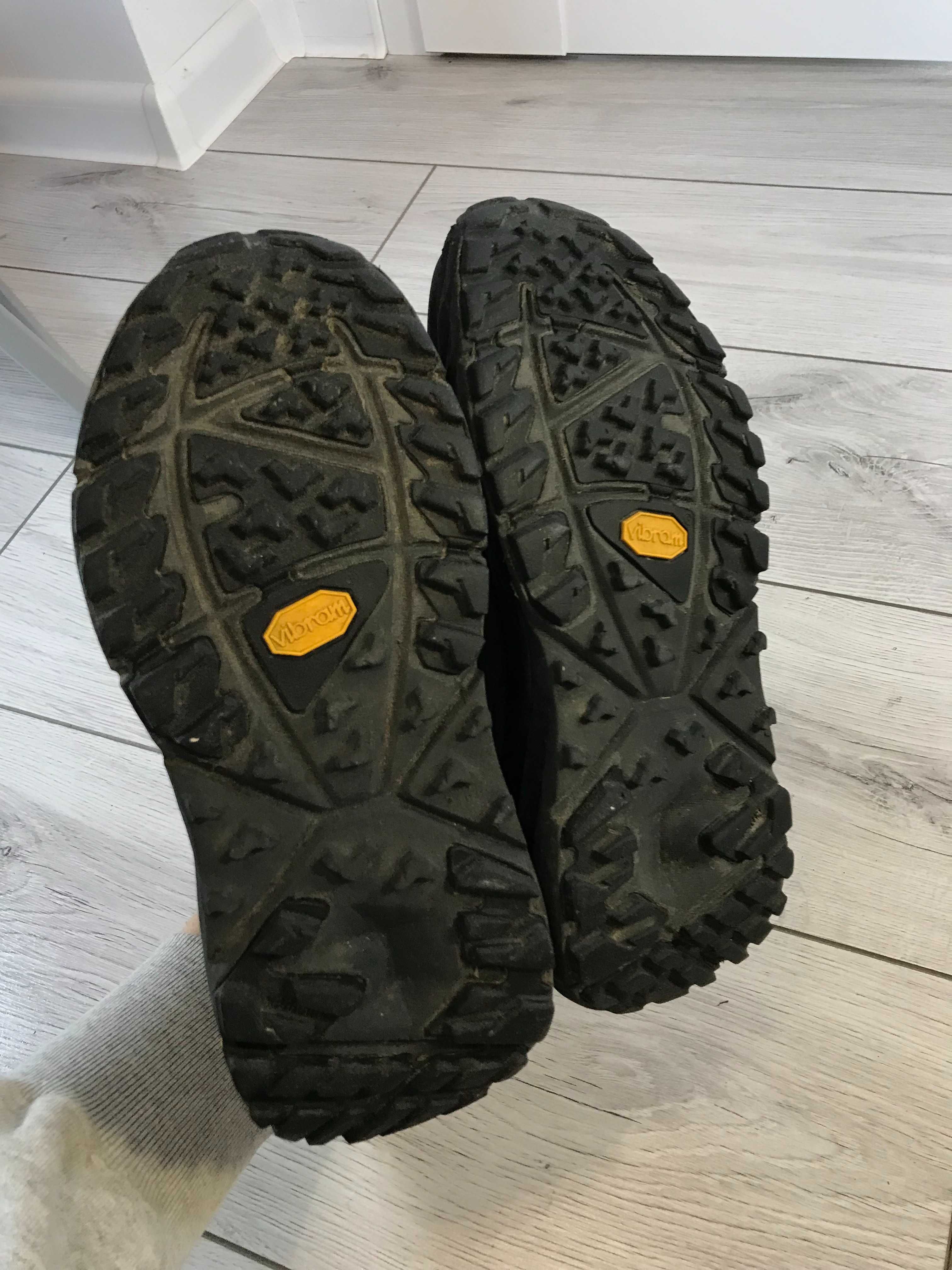 Buty do biegania Hoka One One W Kaha rozm. 38 gore-tex/vibram