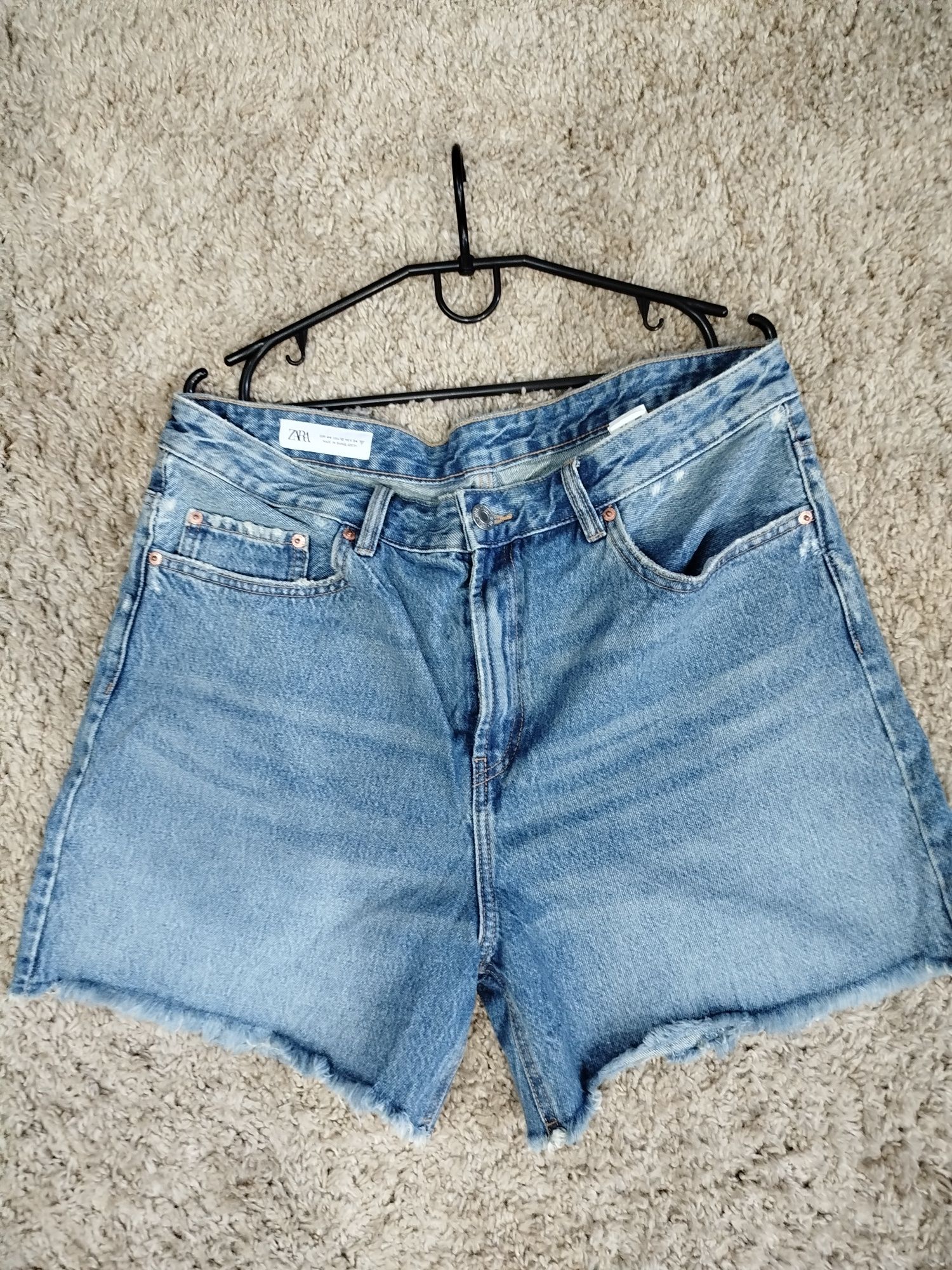 Шорти жіночі ZARA нові