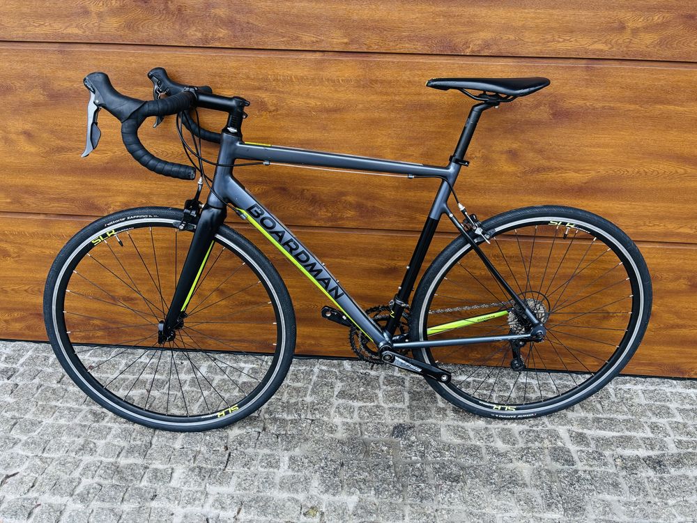Szosa Boardman, osprzęt Claris, wideled Carbon