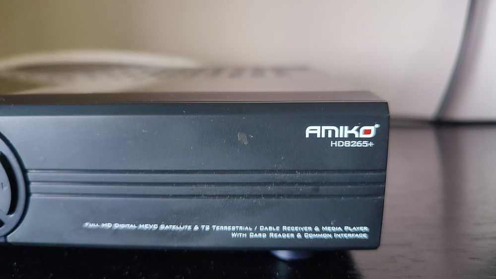 Box amiko 8265 combo
