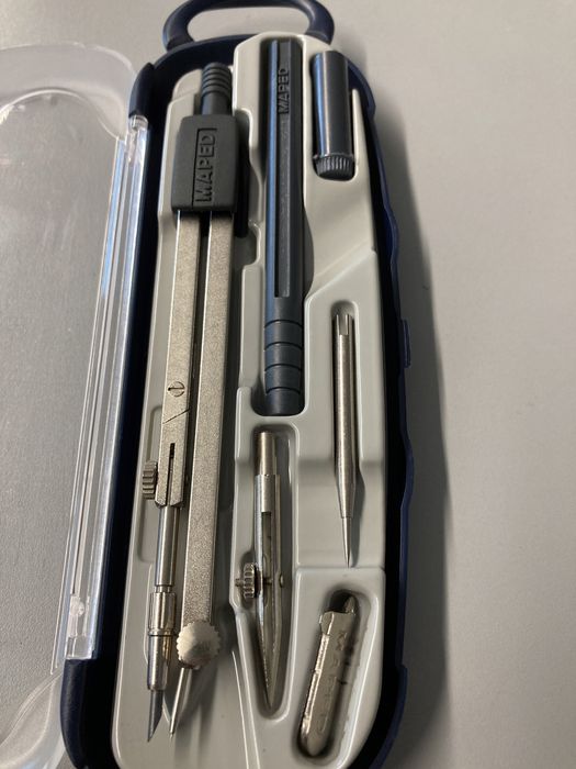 Estojo Compasso Maped