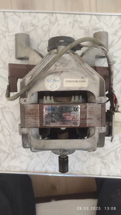 Двигун Indesit двигатель Индезит