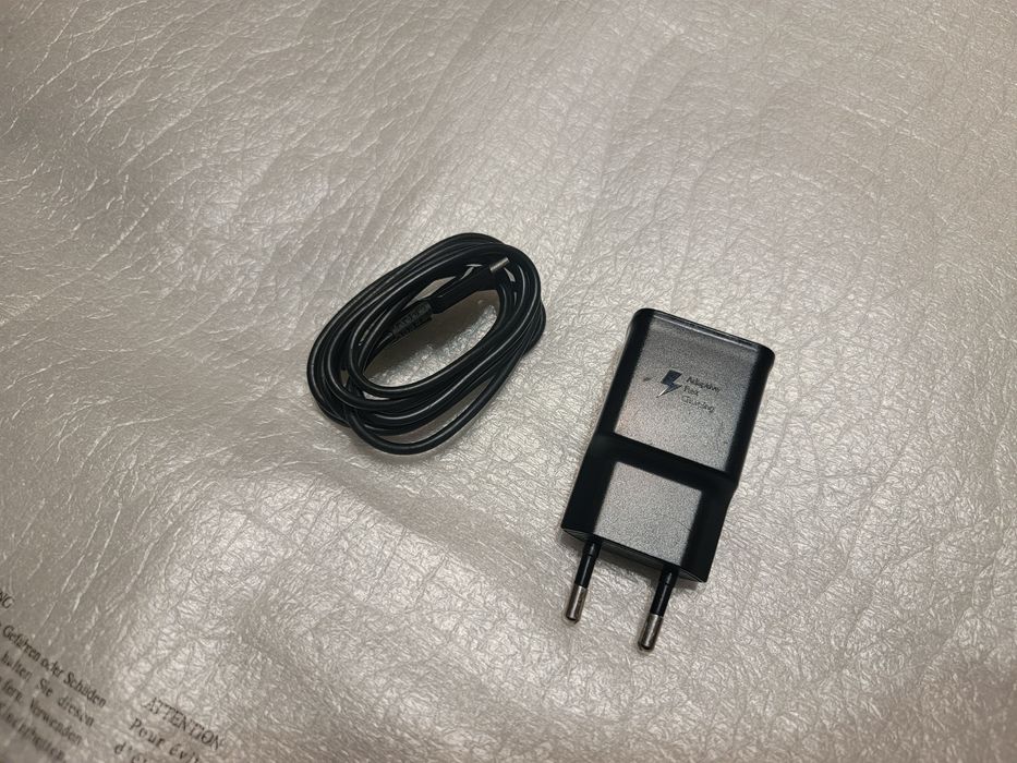 Мережевий зарядний адаптер живлення Samsung EP-TA200. 15W. Оригінал.
