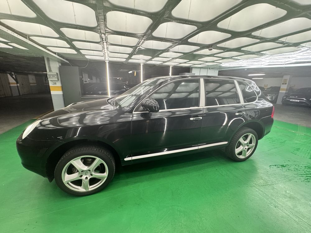 Porsche Cayenne 3.2 V6 GPL – 2004 – 196.000 km – Revisão recente