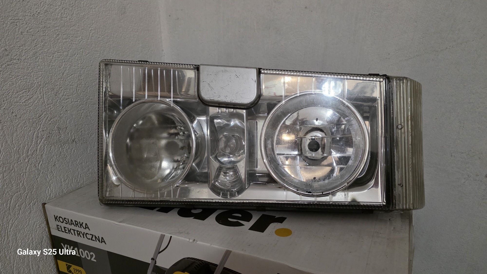 Lampa/reflektor przedni renault magnum
