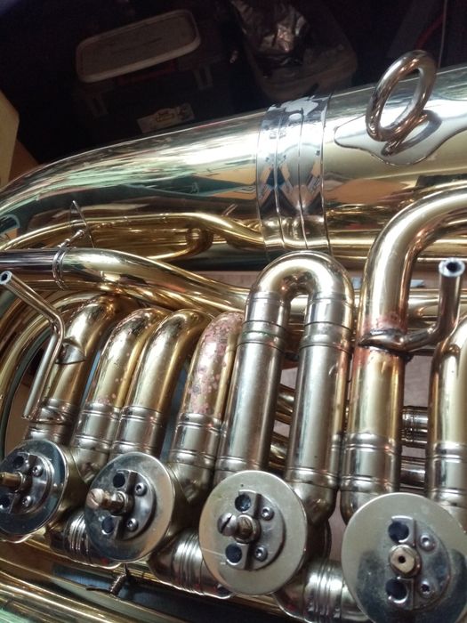 naprawa saksofonów ,trąbek ,klarnetów instrumentów detych