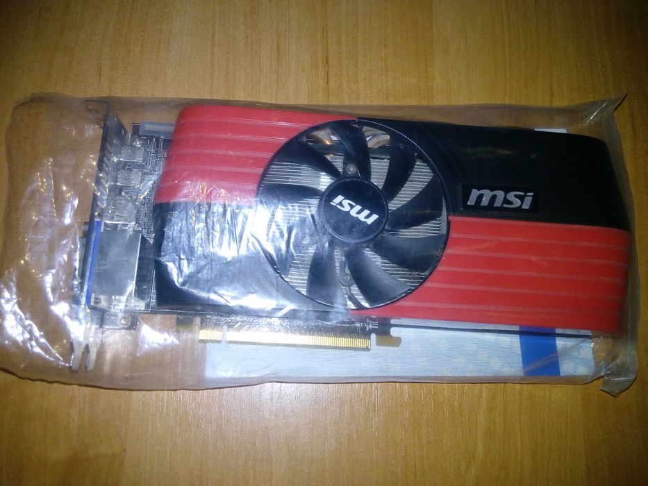 Відеокарта MSI R6790-2PM2D1GD5 602-V245-Z06. Radeon HD6790.