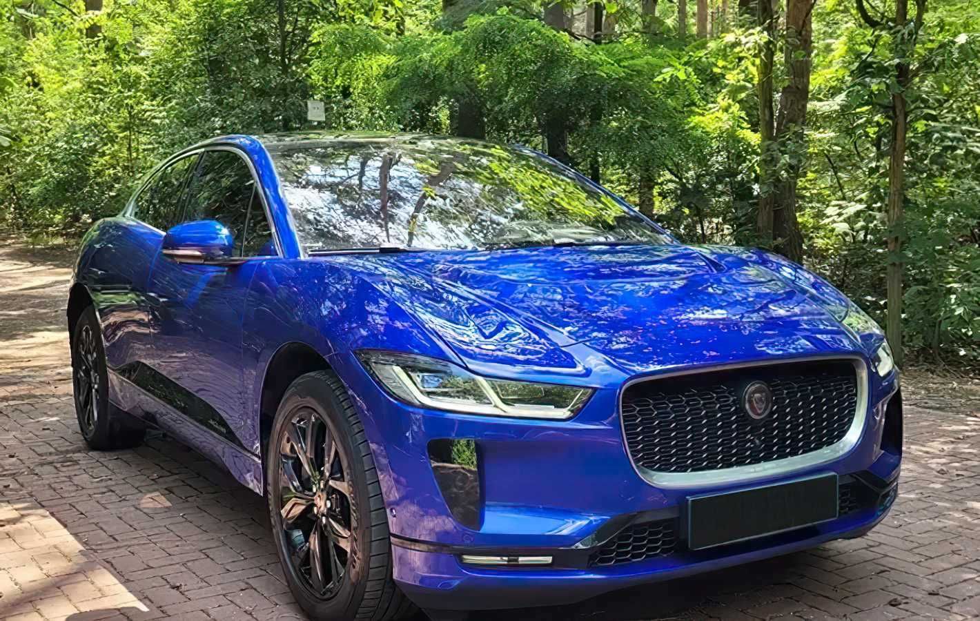 Jaguar I-Pace EV400 AWD SE