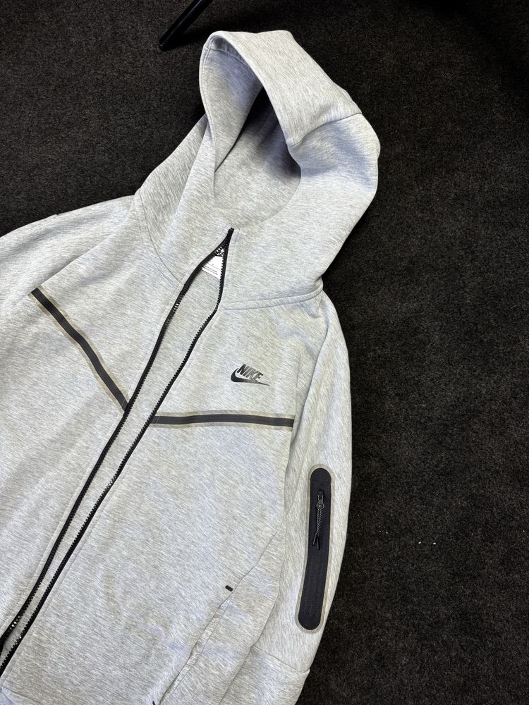 Nike Tech Fleece олімпійка розмір С-М