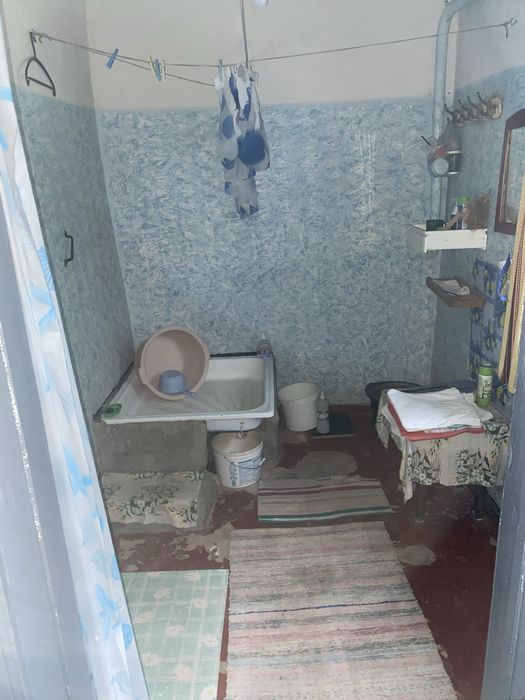 Будинок, асфальт, газ, інтернет