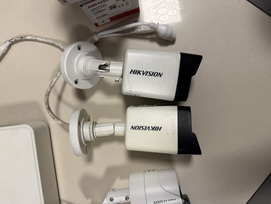 Комплект відеоспостереження HIKVISION — 10 камер + 2 відеореєстратори