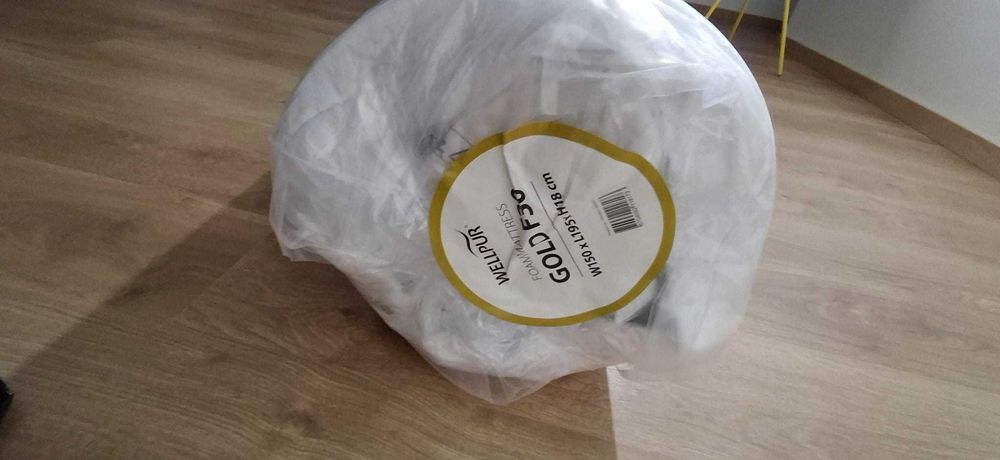 Colchao de espuma novo