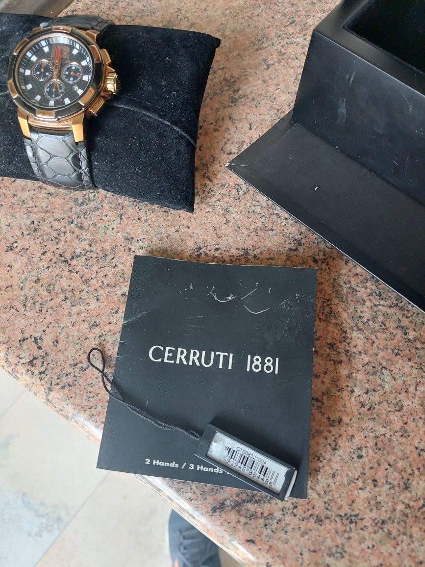 Годинник CERRUTI 1881