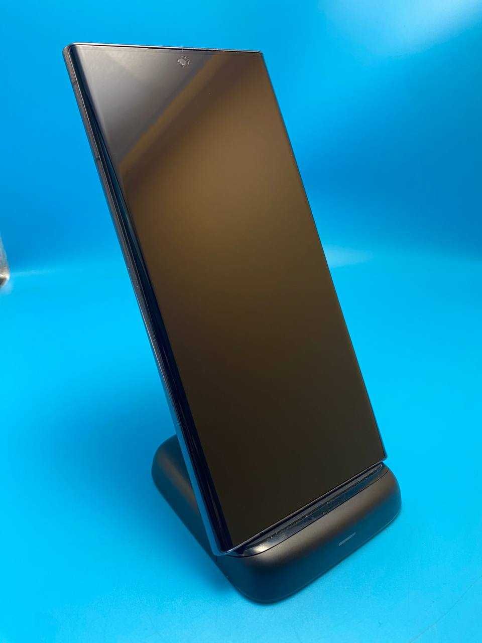 Смартфон SAMSUNG Galaxy S22 Ultra 8/128GB Гарантія. Кредит 0%